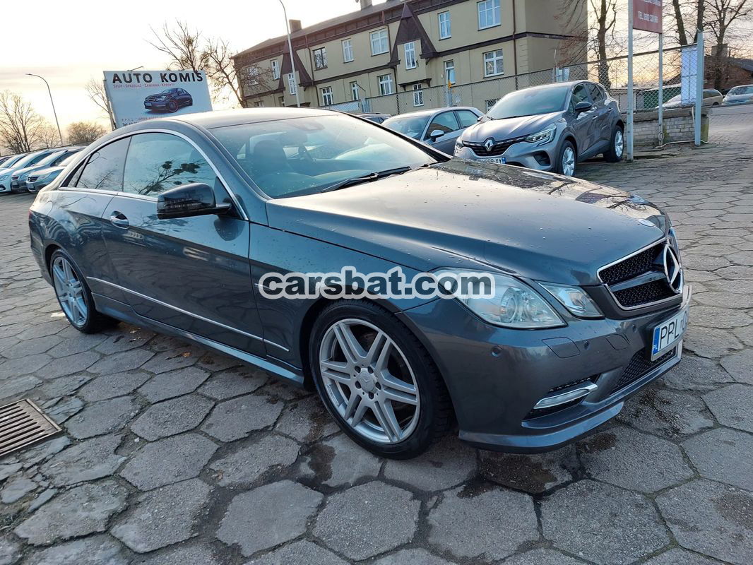 Mercedes-Benz E W212 220 (BlueTEC) d Coupe 9G-TRONIC 2012