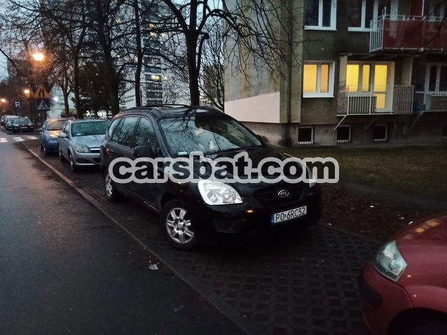 Kia Carens III 2.0 CVVT LX Basis 2008