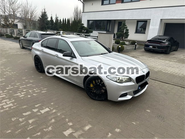 BMW 5 Series F10/F11 M550d xDrive 2012