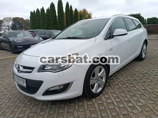 Opel Astra J 2012