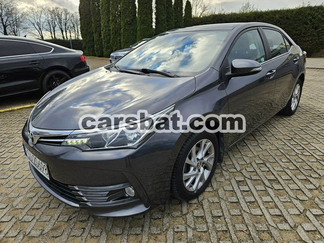 Toyota Corolla Seria E16 2016