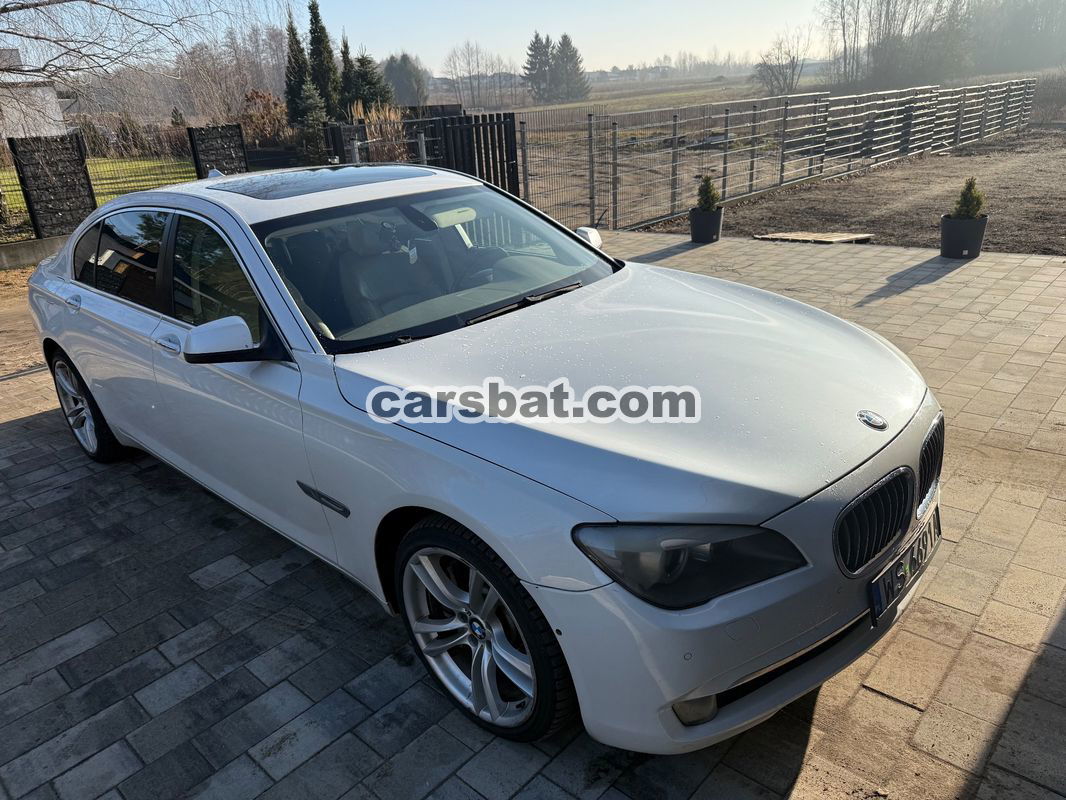 BMW 7 Series F01 750i L 2011