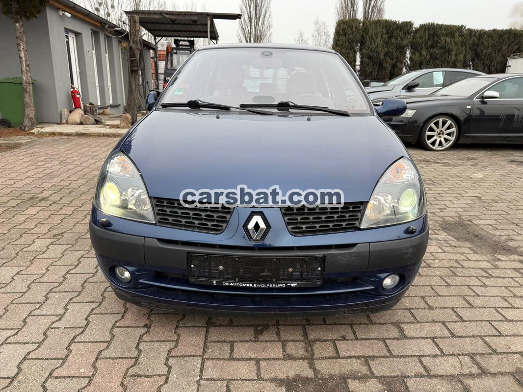 Renault Clio II 1.6 Confort Privilege 2002