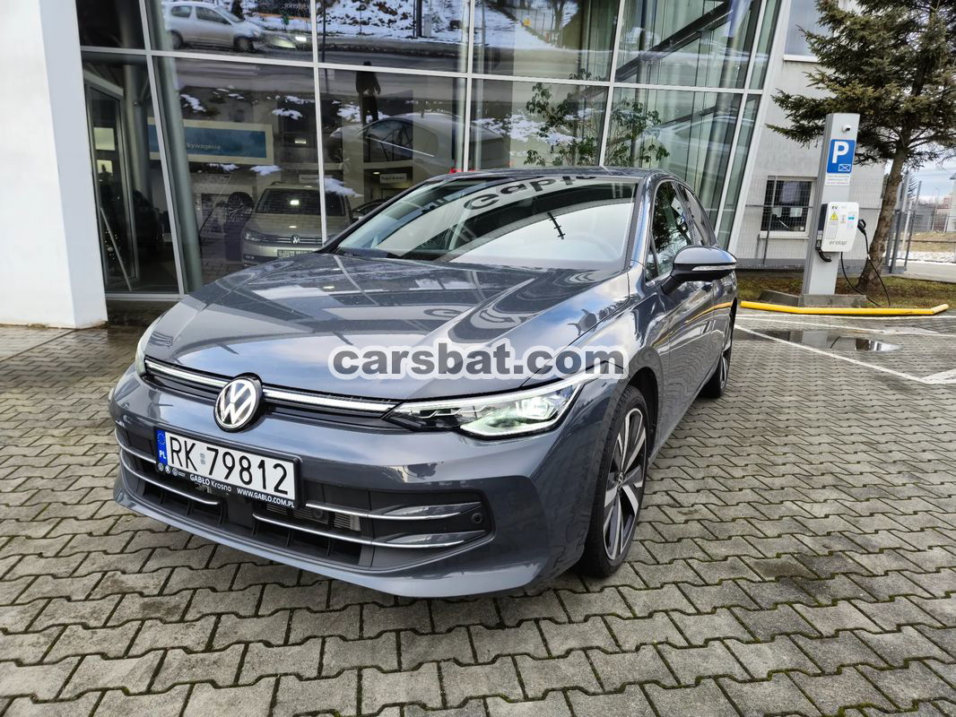 Volkswagen Golf VIII VIII 1.5 eTSI mHEV Style DSG 2024