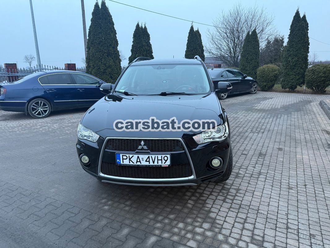 Mitsubishi Outlander II 2.0 Intense + 2WD CVT 2010