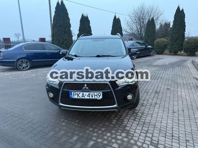 Mitsubishi Outlander II 2.0 Intense + 2WD CVT 2010