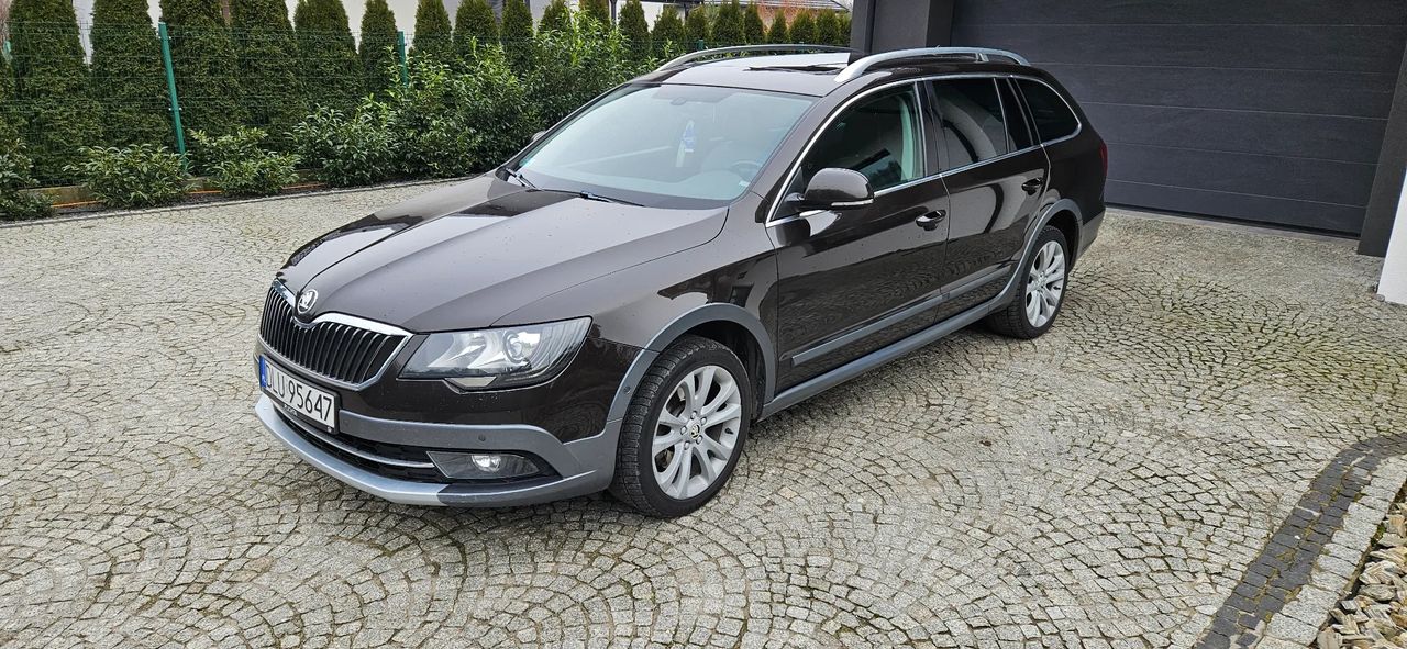 Skoda Superb II 2.0 TSI Platinum Outdoor DSG 2014