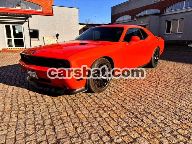 Dodge Challenger 6.1 SRT8 2010