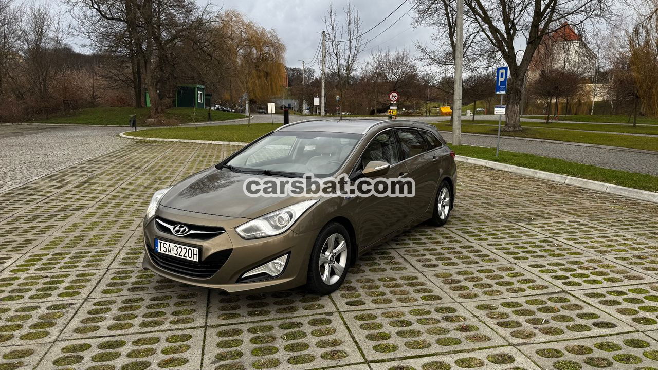 Hyundai i40 i40cw 1.7 CRDi blue Style 2011