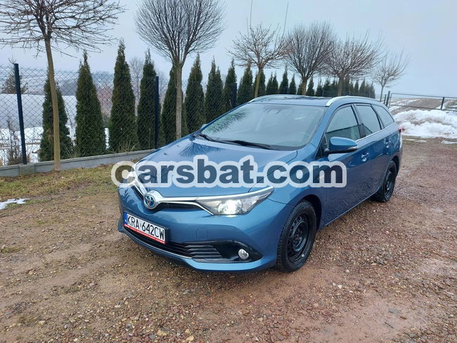 Toyota Auris II Hybrid 135 Comfort 2016