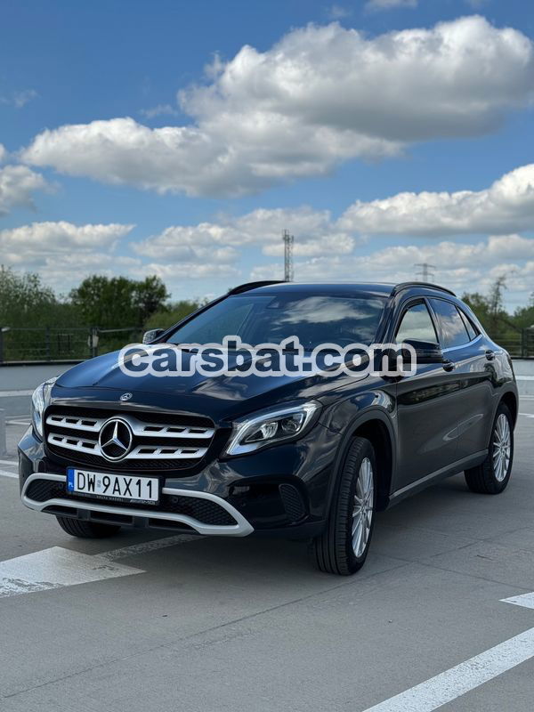 Mercedes-Benz GLA 180 7G-DCT Style 2018