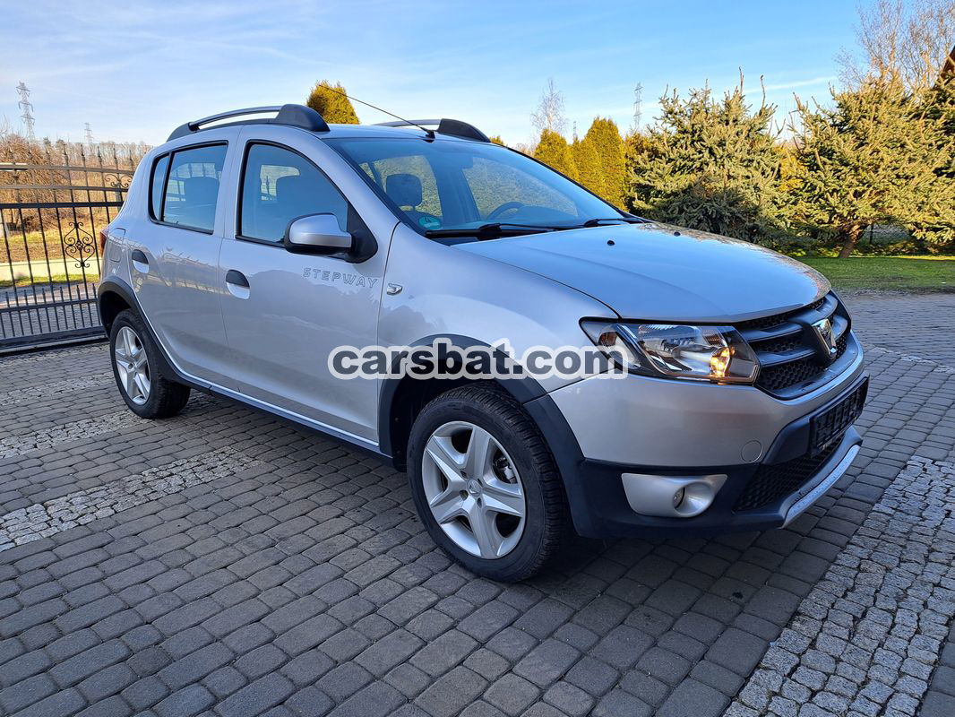 Dacia Sandero II 0.9 TCe Laureate 2013