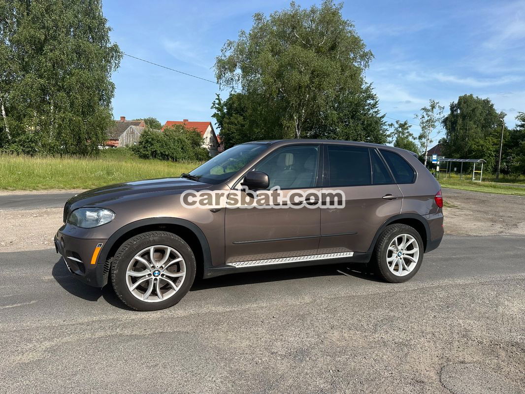 BMW X5 E70 2011