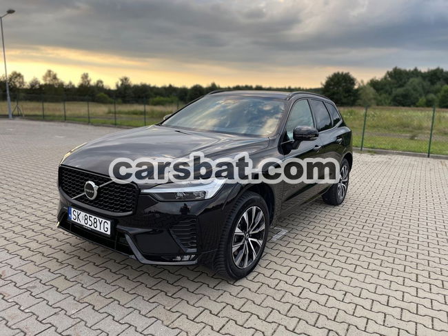 Volvo XC60 II B5 B AWD Plus Dark 2023