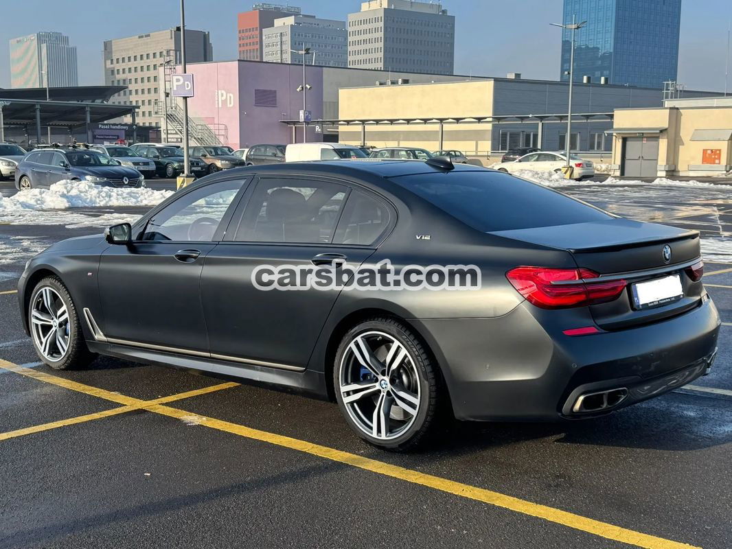 BMW 7 Series G11/12 M760Li xDrive 2018