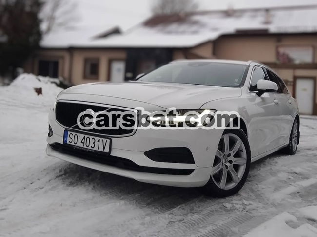 Volvo V90 D4 Momentum 2017