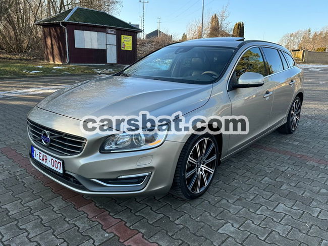 Volvo V60 I D5 Summum 2013