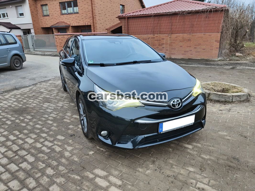 Toyota Avensis III 2.0 D-4D PowerBoost Premium 2016