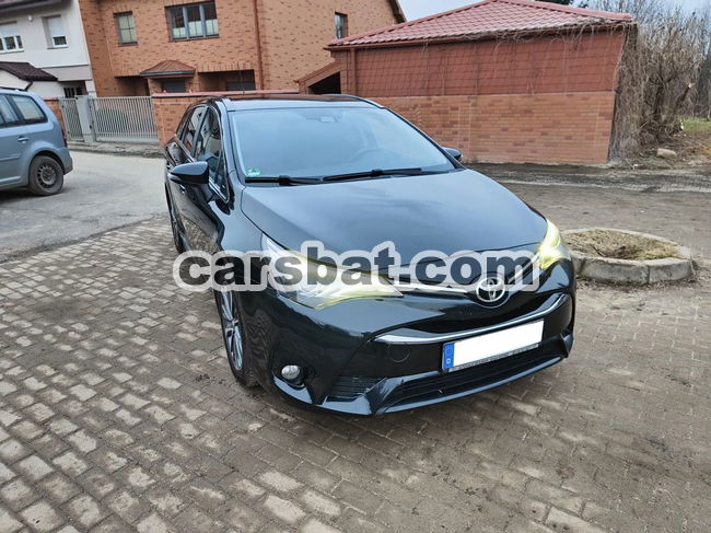 Toyota Avensis III 2.0 D-4D PowerBoost Premium 2016