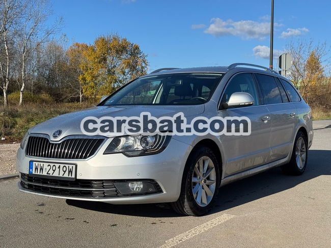 Skoda Superb II 2.0 TDI DSG Elegance 2013