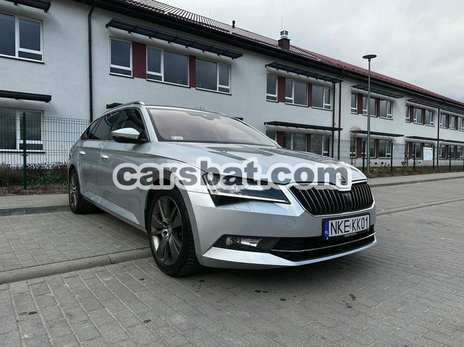 Skoda Superb III 2.0 TSI 4x4 L&K DSG 2016