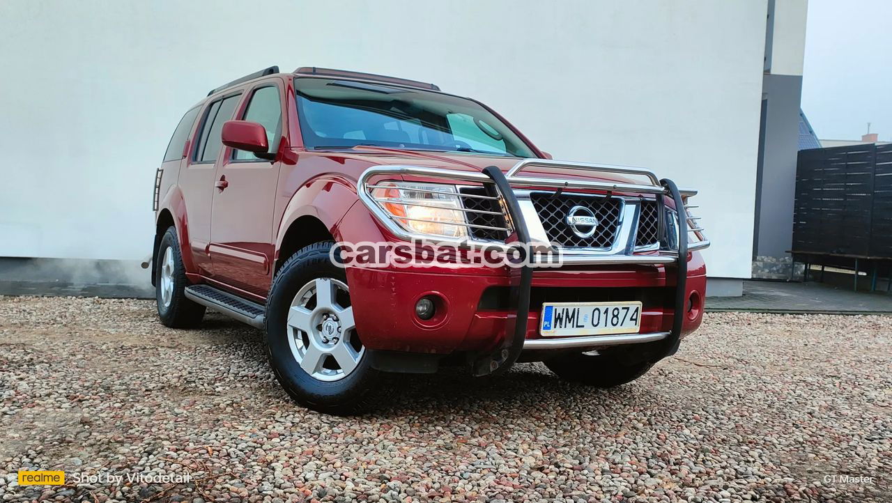 Nissan Pathfinder 4.0 V6 LE 2005