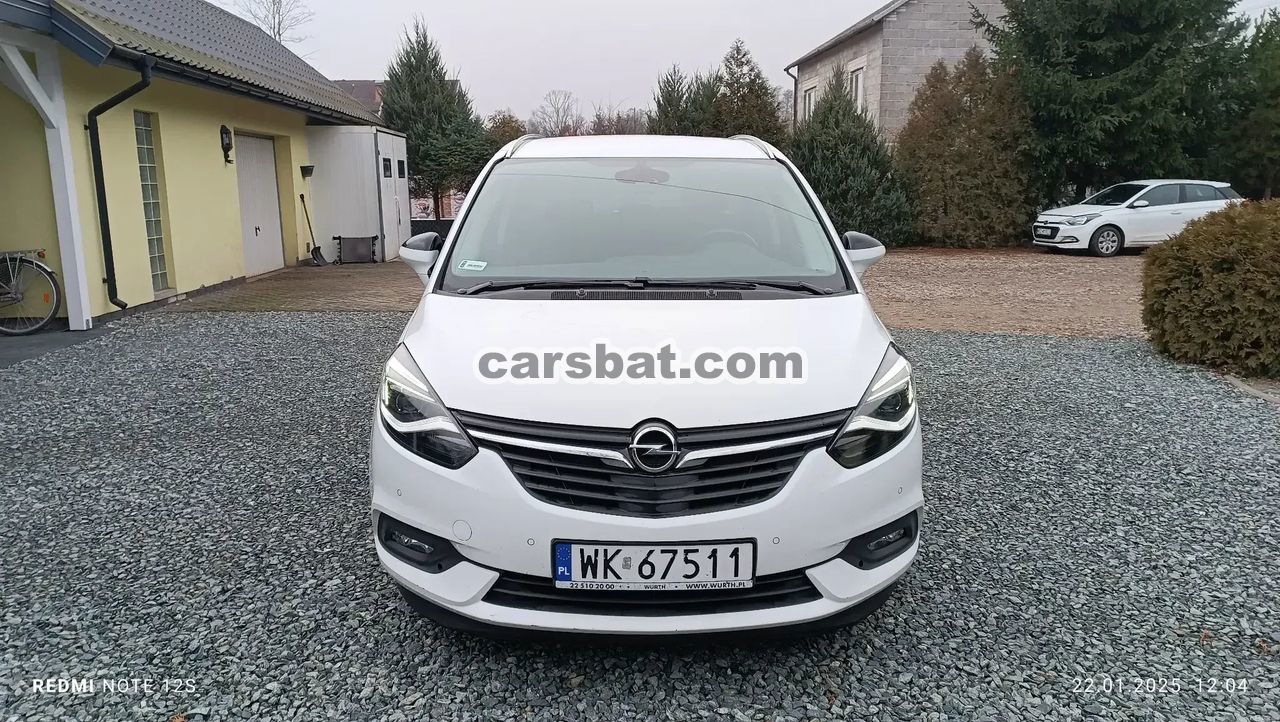 Opel Zafira C 2019