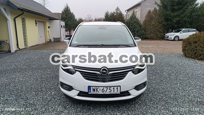 Opel Zafira C 2019