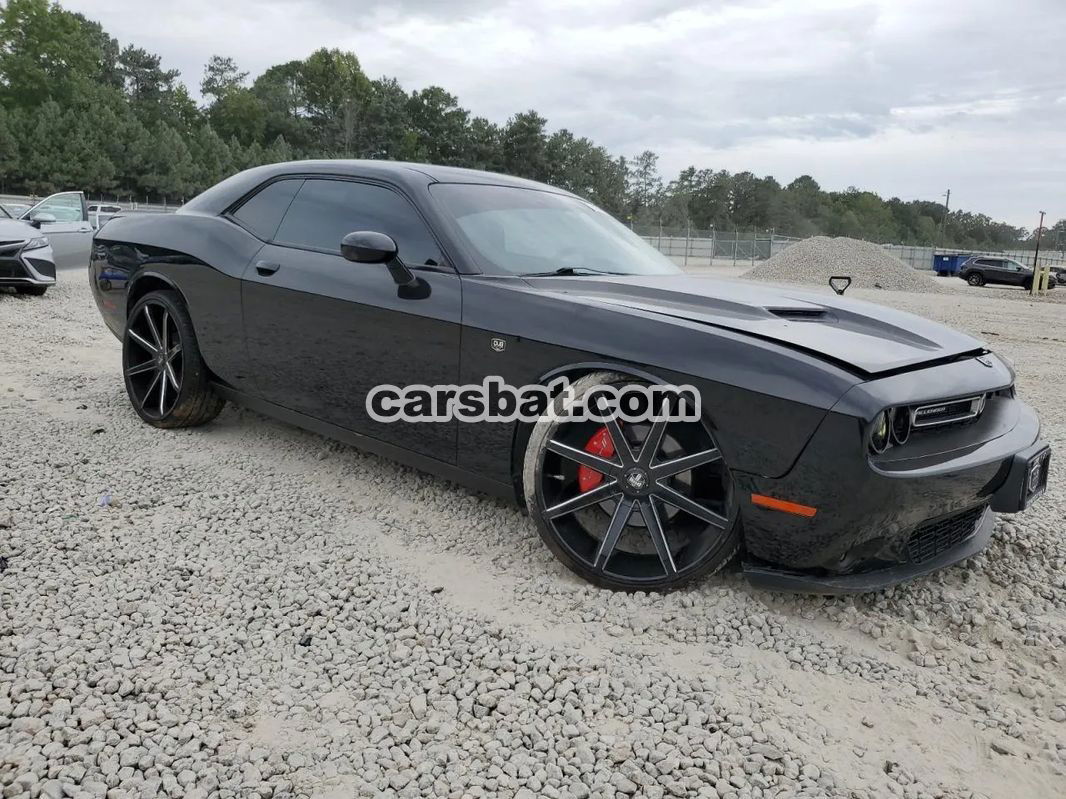 Dodge Challenger 3.6 SXT Plus 2015