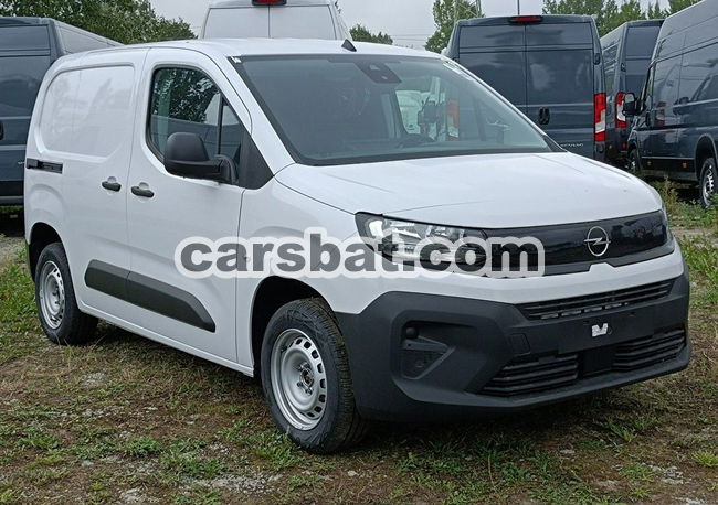 Opel Combo 2024