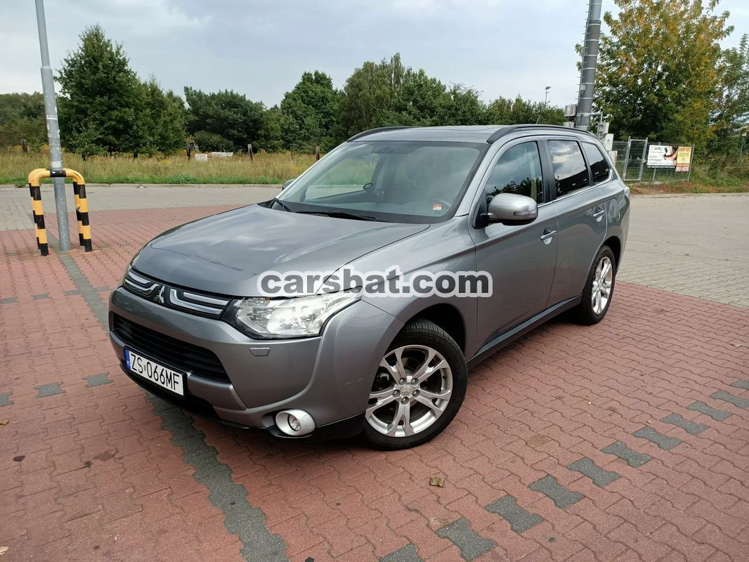 Mitsubishi Outlander III 2012