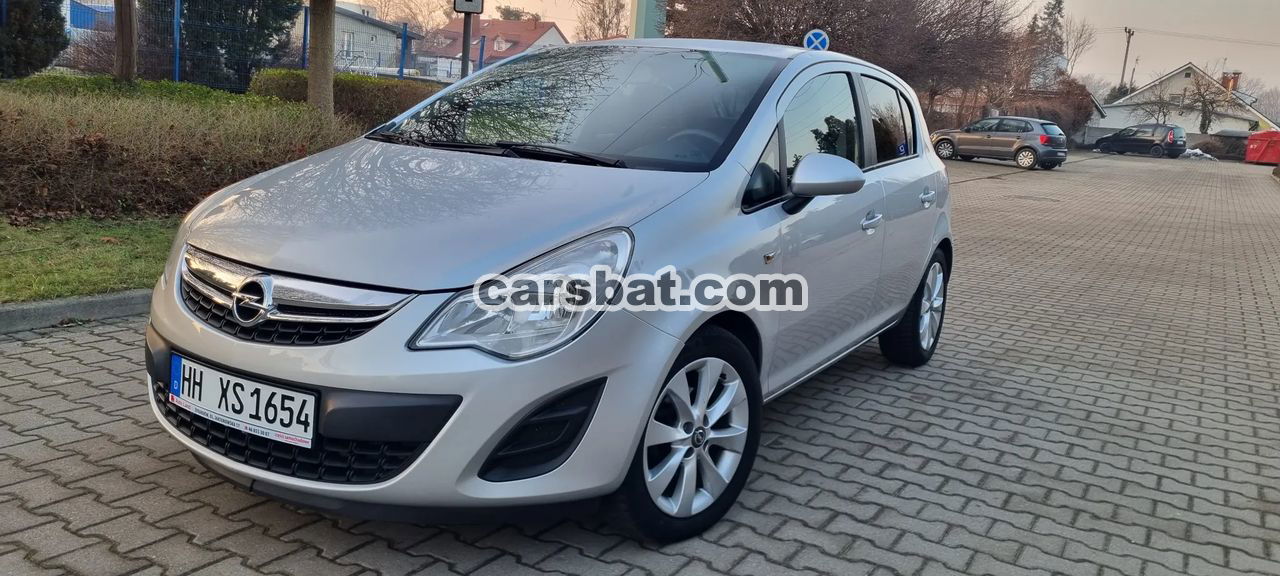 Opel Corsa D 1.4 16V Edition 2012