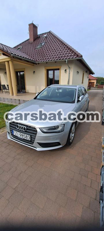 Audi A4 B8 Avant 2.0 TDI DPF Ambiente 2012