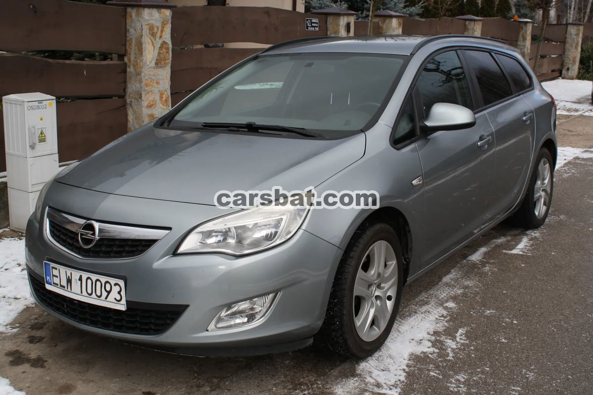 Opel Astra J 2.0 CDTI DPF Automatik Cosmo 2012