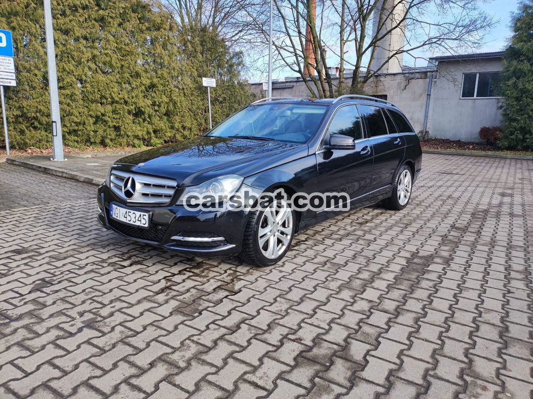 Mercedes-Benz C W204 300 CDI BlueEff 4-Matic Elegance 2013