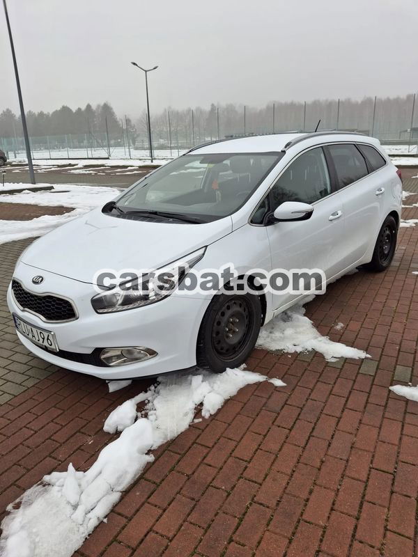 Kia Ceed II Cee'd 1.6 GDI S 2013