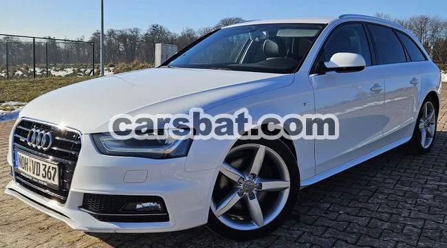 Audi A4 B8 2.0 TDI DPF quattro S line Sportpaket 2013