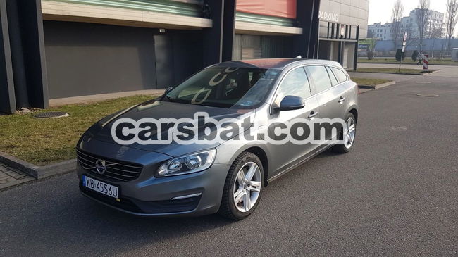 Volvo V60 I D6 AWD Plug-in Hybrid Summum 2016