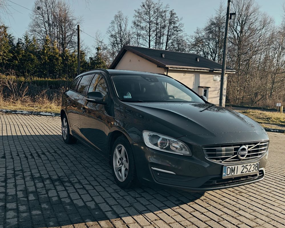 Volvo V60 I D4 Geartronic 2015