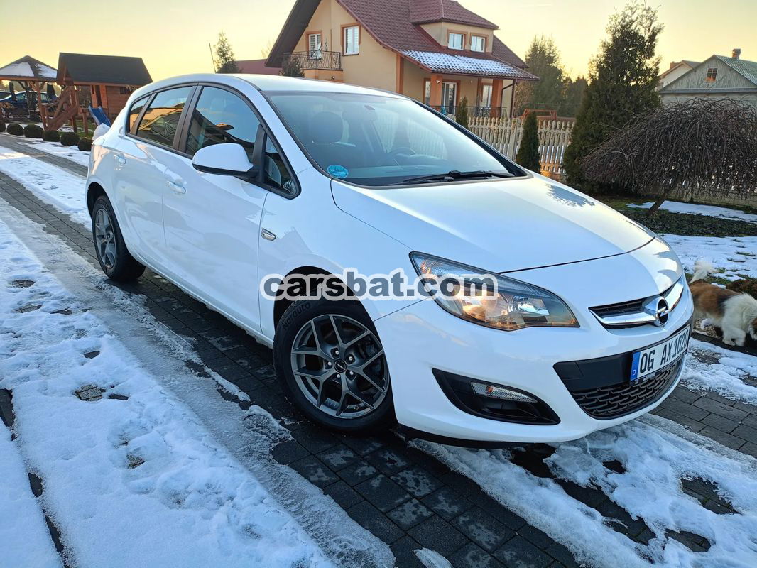 Opel Astra J 1.6 Fun 2014