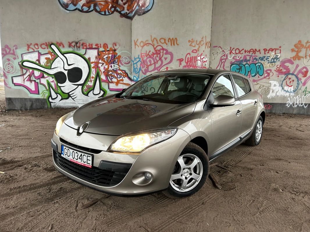 Renault Megane III 1.6 16V Authentique 2010