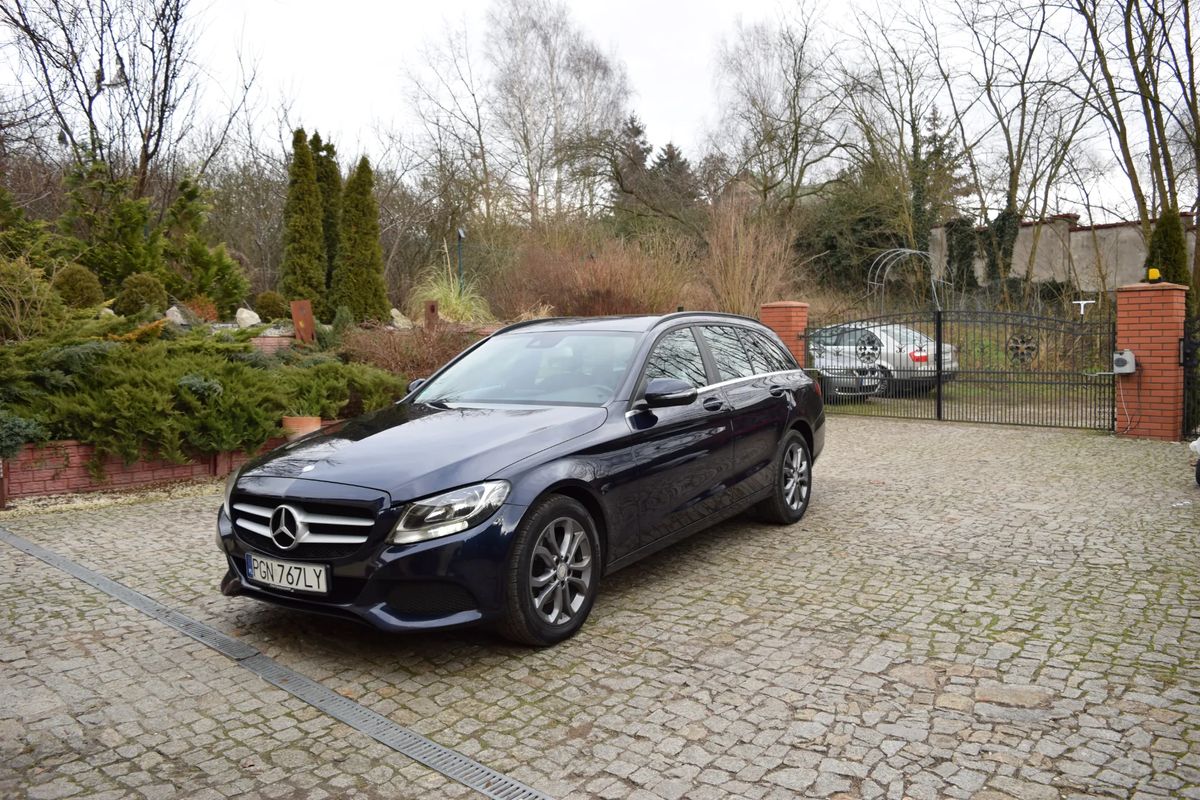 Mercedes-Benz C W205 220 (BlueTEC) d 2015