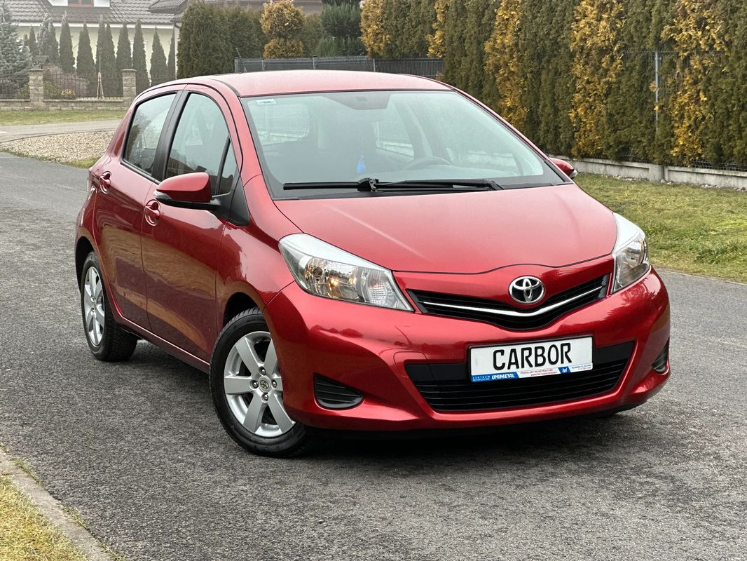 Toyota Yaris III 1.33 Life 2011