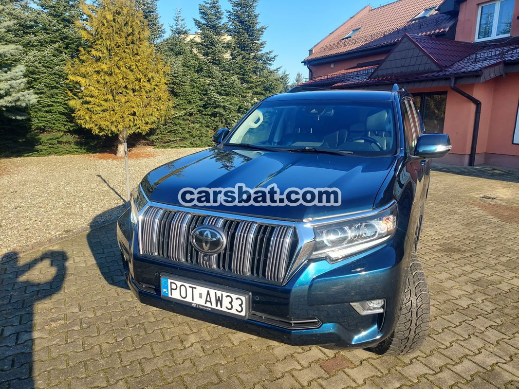 Toyota Land Cruiser VII LC 2.8 D-4D Invincible 2019
