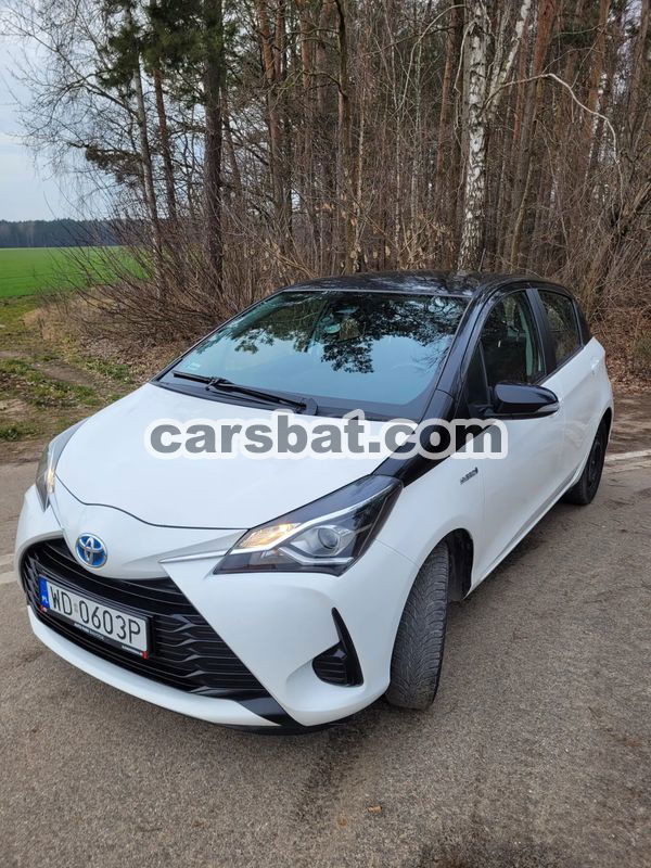 Toyota Yaris III Hybrid 100 Selection 2020