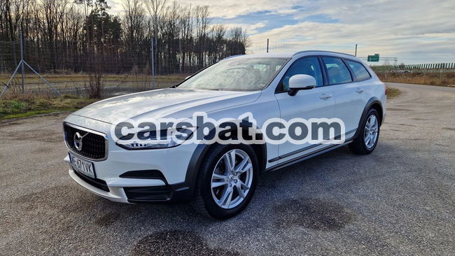 Volvo XC60 II D4 AWD Momentum 2019