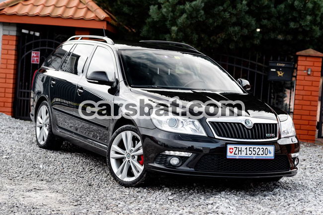 Skoda Octavia II Combi 2.0 TSI DSG RS 2011