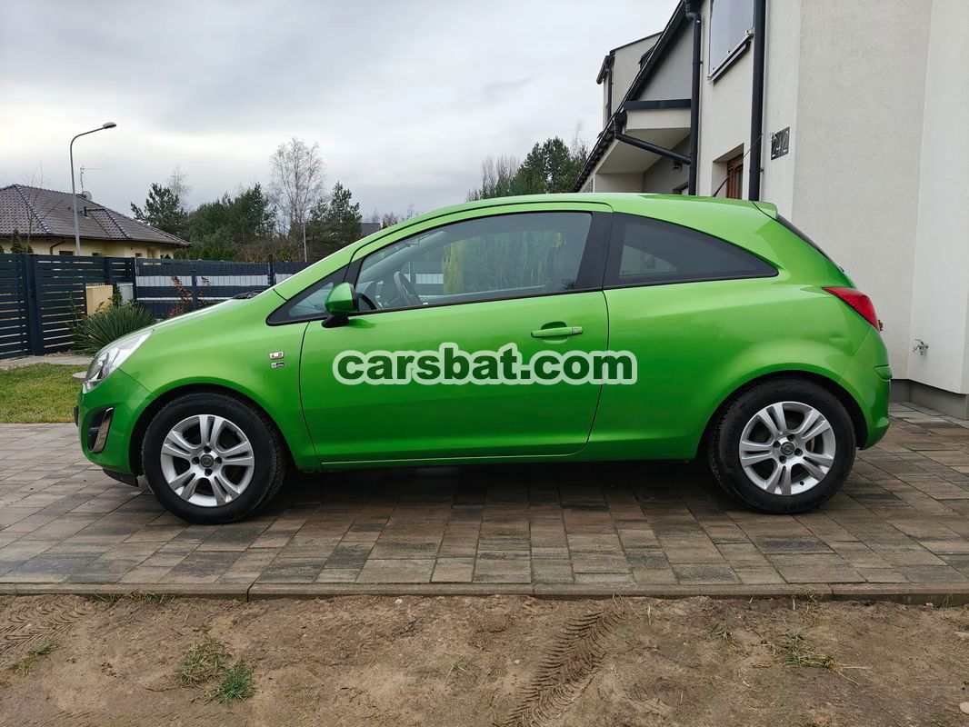 Opel Corsa D 1.4 16V 150 Jahre 2012