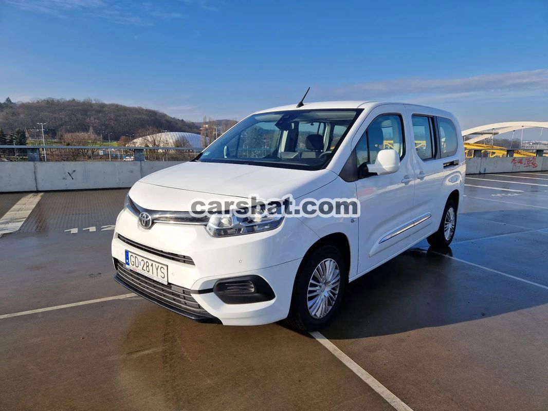 Toyota Proace City Long 1.5 D-4D Business 2021