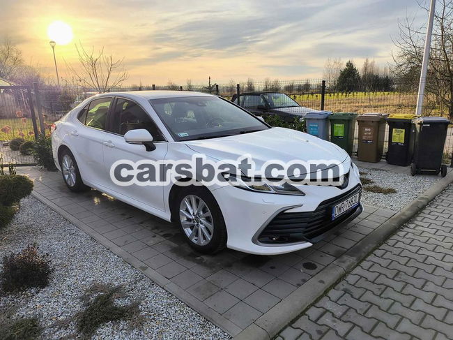 Toyota Camry 2.5 Hybrid Comfort CVT 2021